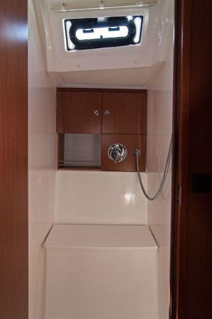 Bavaria Cruiser 46 | Adria Mimi