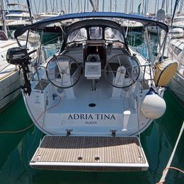 Bavaria Cruiser 34 | Adria Tina
