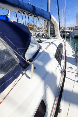 Beneteau Oceanis 43 | Demonio de Tasmania