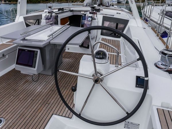 Beneteau Oceanis 45 | Flamenco