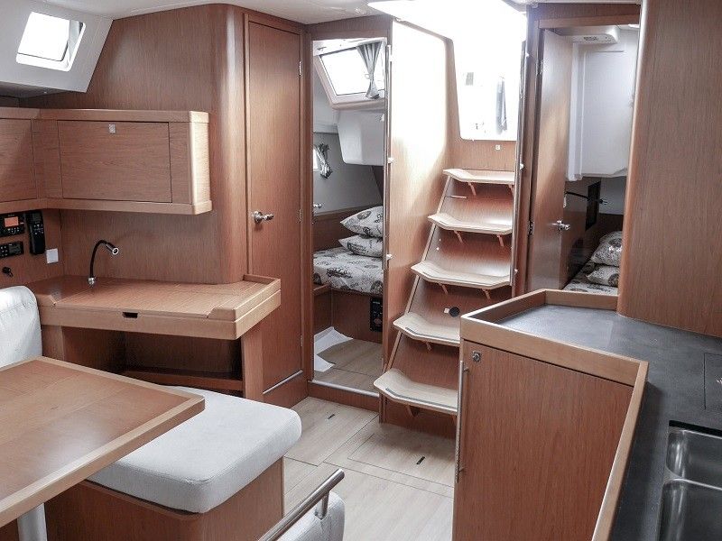 Beneteau Oceanis 45 | Flamenco