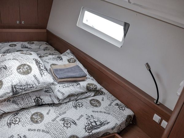 Beneteau Oceanis 45 | Flamenco