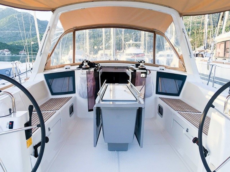 Beneteau Oceanis 45 | Mambo