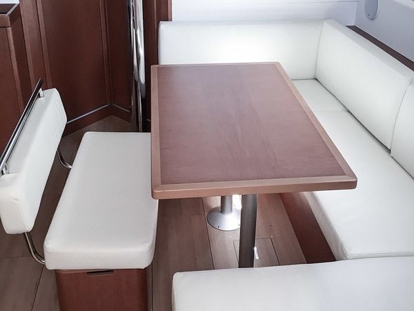 Beneteau Oceanis 45 | Mambo