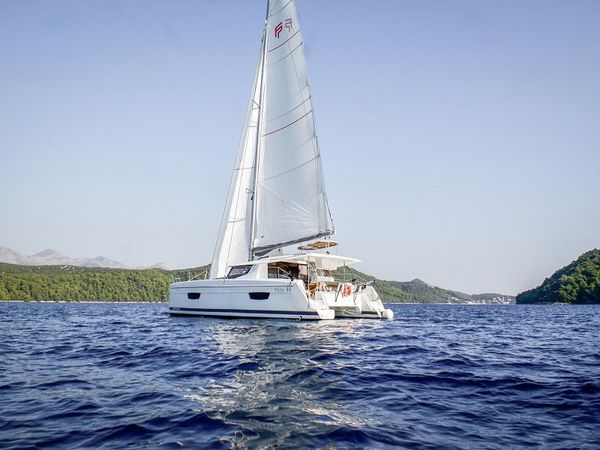 Fountaine Pajot Helia 44 | Lounge