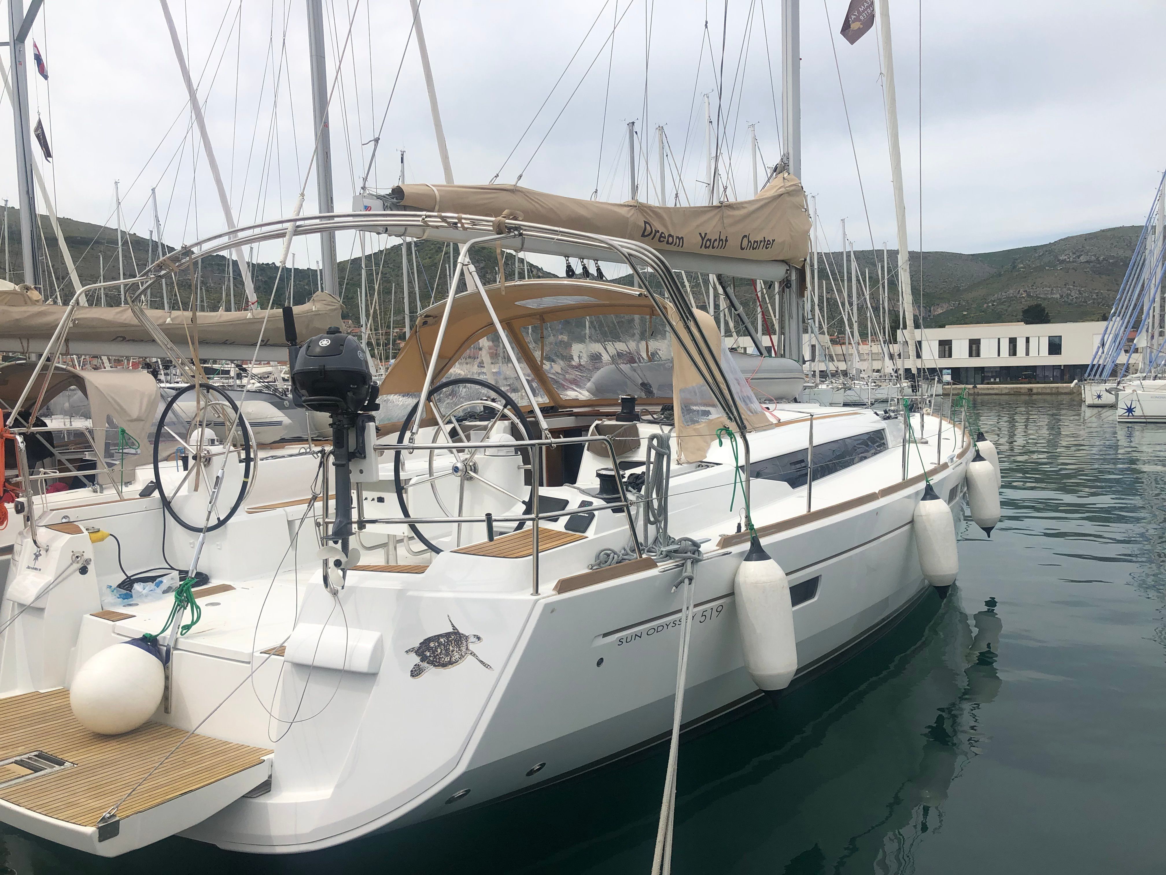 Jeanneau Sun Odyssey 519 | Andaman