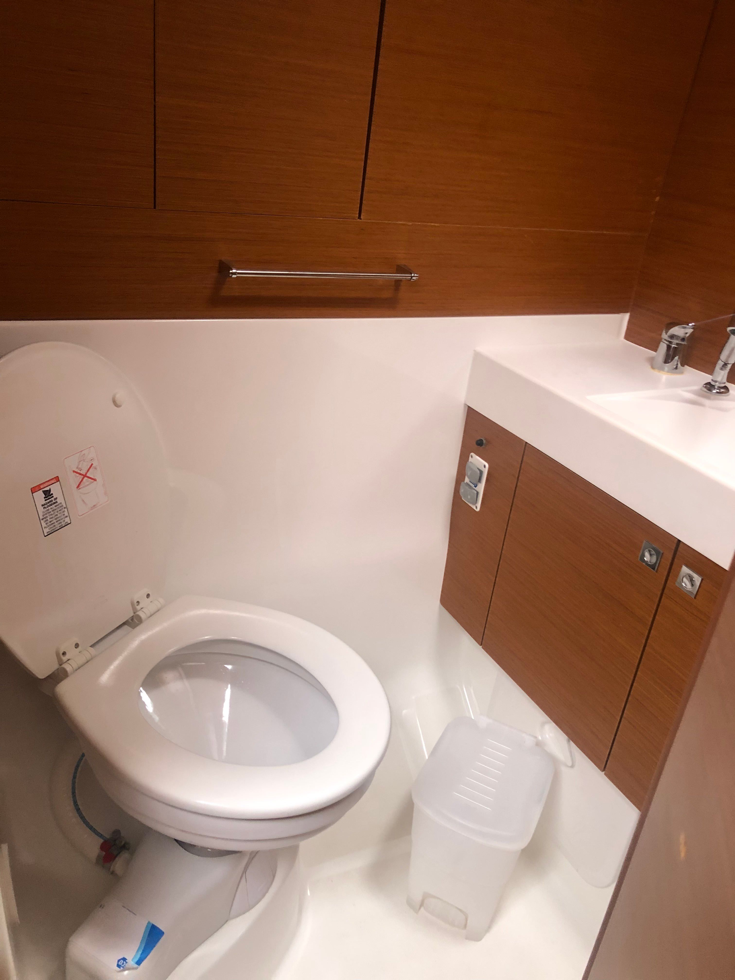 Jeanneau Sun Odyssey 519 | Andaman