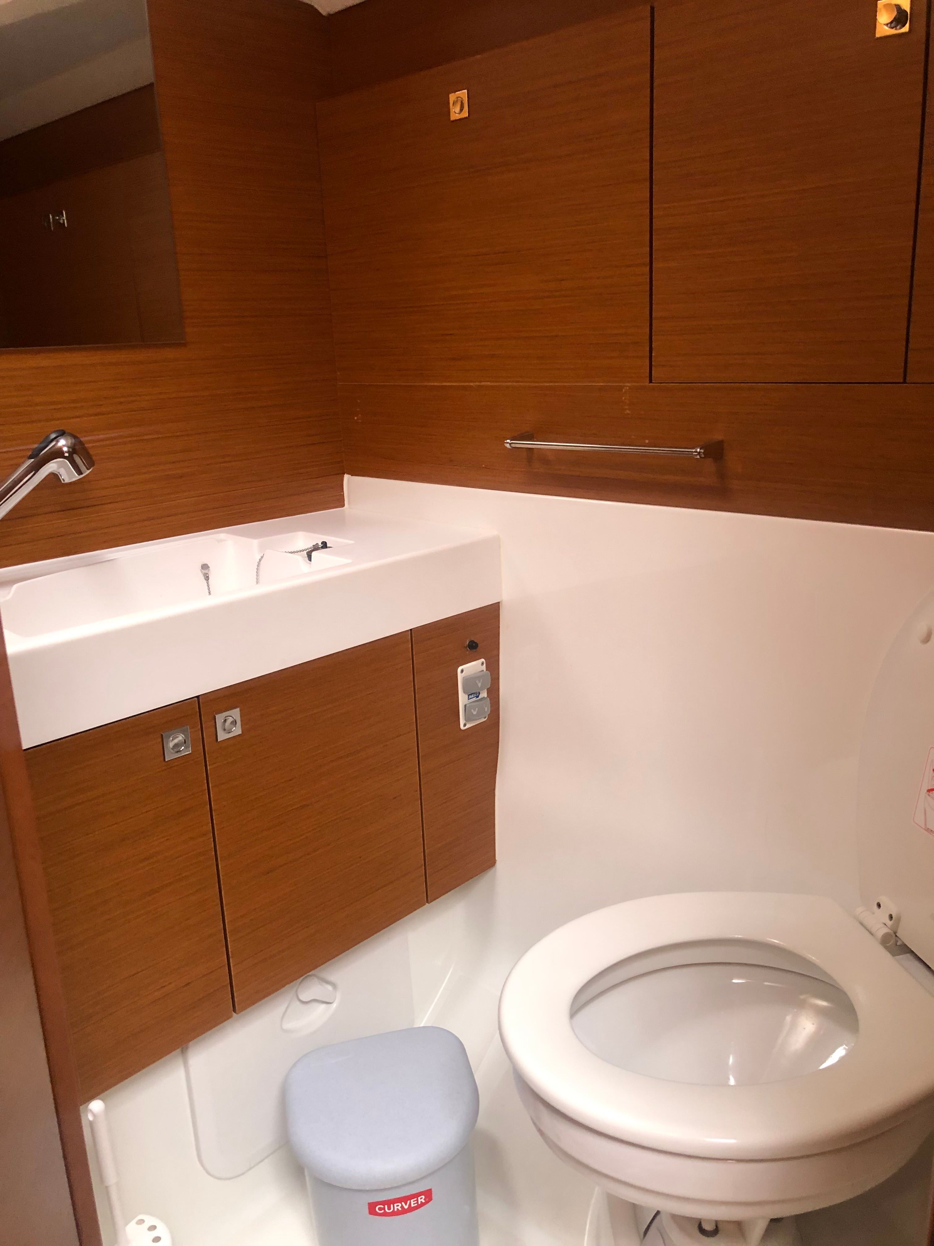 Jeanneau Sun Odyssey 519 | Andaman
