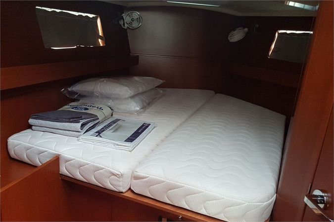 Beneteau Oceanis 41.1 | Gloria