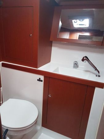 Beneteau Oceanis 41.1 | Gloria