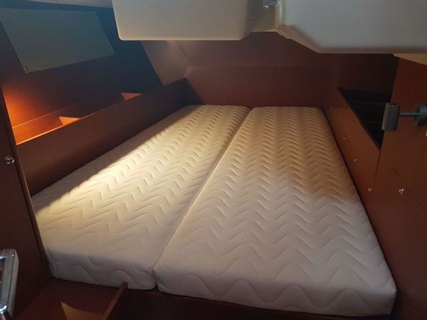 Beneteau Oceanis 41.1 | Gloria