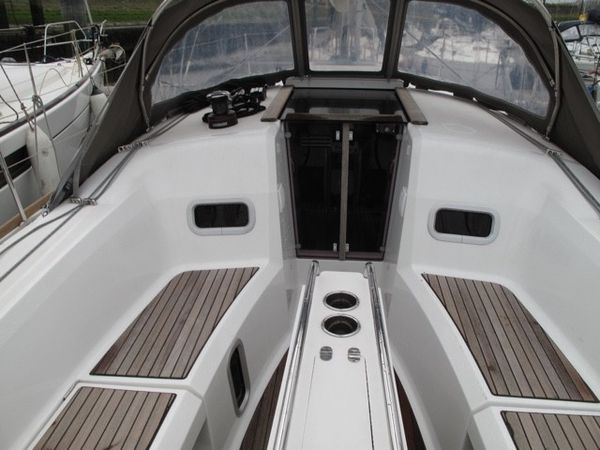 Jeanneau Sun Odyssey 349 | Negroni