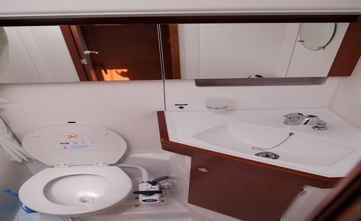 Beneteau Sense 50 | Waypoint 1