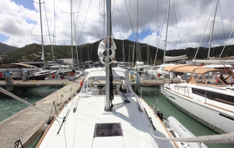 Beneteau Oceanis 35 | Big Blue