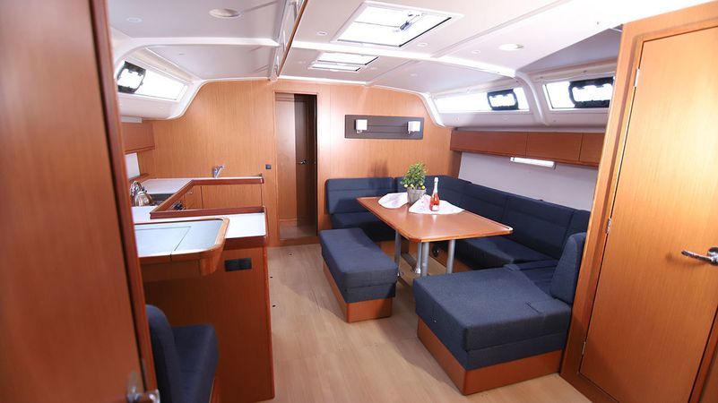 Bavaria Cruiser 51 | Wild At Sea