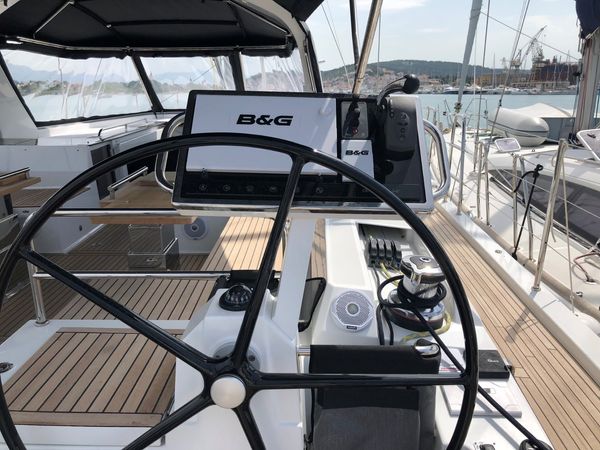 Beneteau Oceanis 62 | Thora Helen