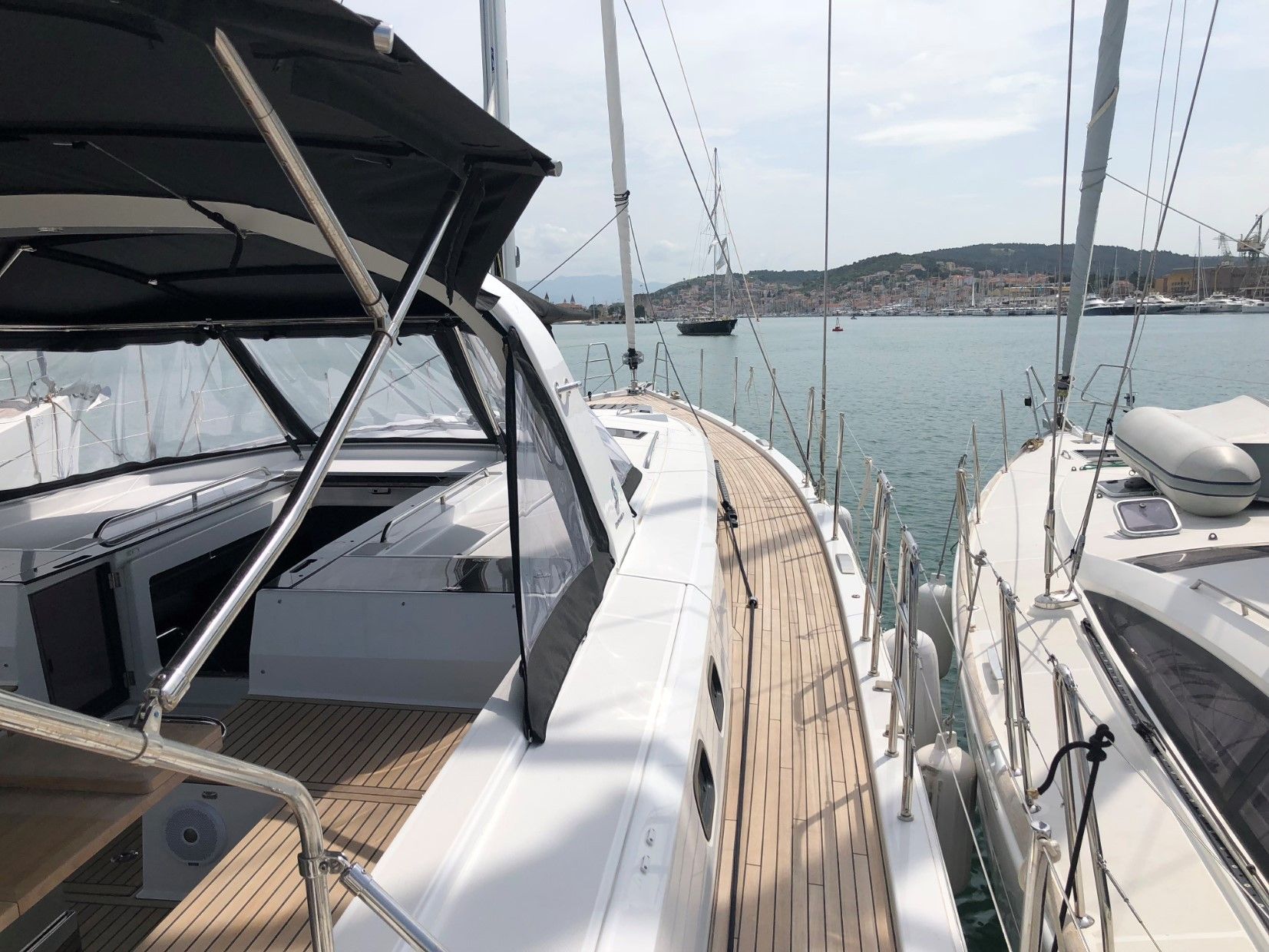 Beneteau Oceanis 62 | Thora Helen