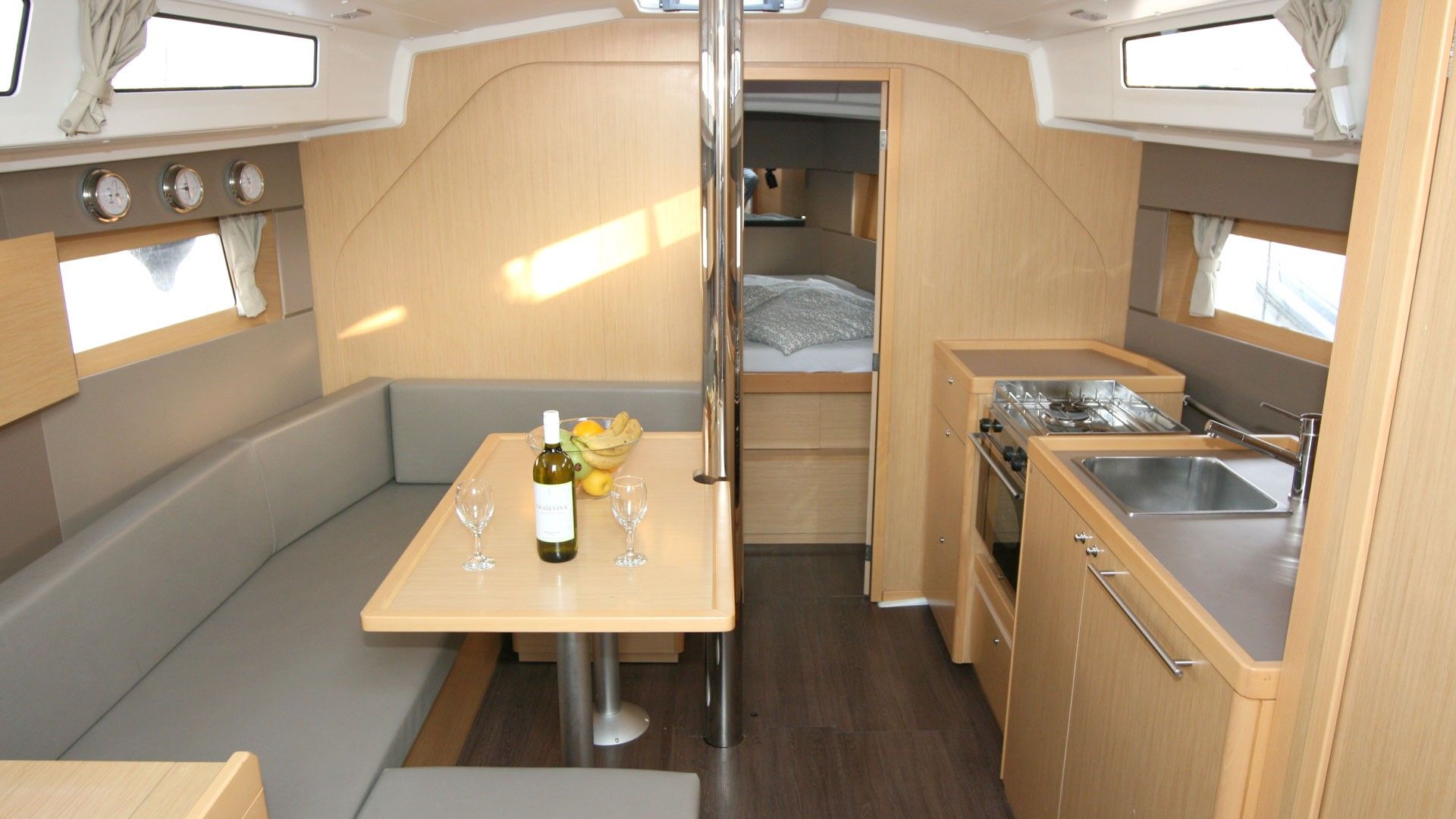 Beneteau Oceanis 38 | Olli