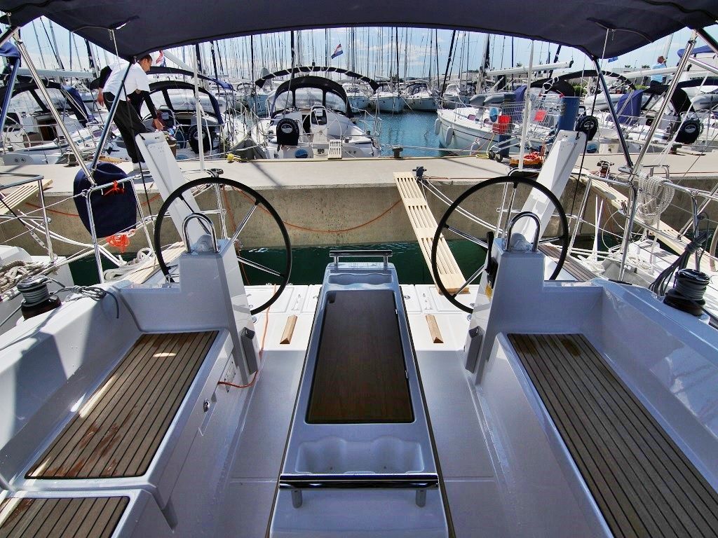 Beneteau Oceanis 38 | Elsa