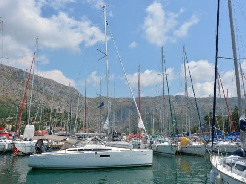 Jeanneau Sun Odyssey 349 | Estrella