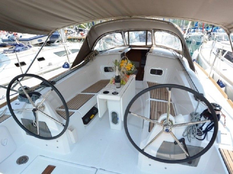 Jeanneau Sun Odyssey 349 | Estrella