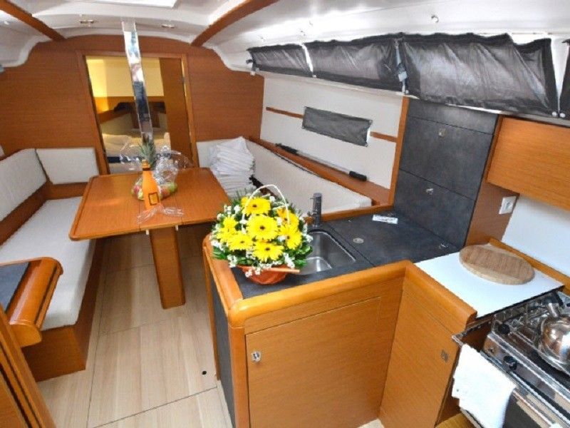 Jeanneau Sun Odyssey 349 | Estrella