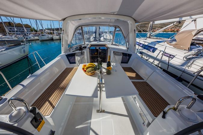Beneteau Oceanis 38 | Obsession