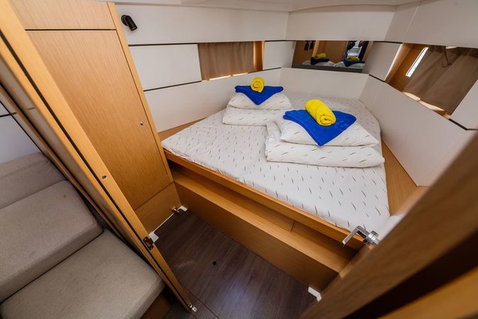 Beneteau Oceanis 38 | Obsession