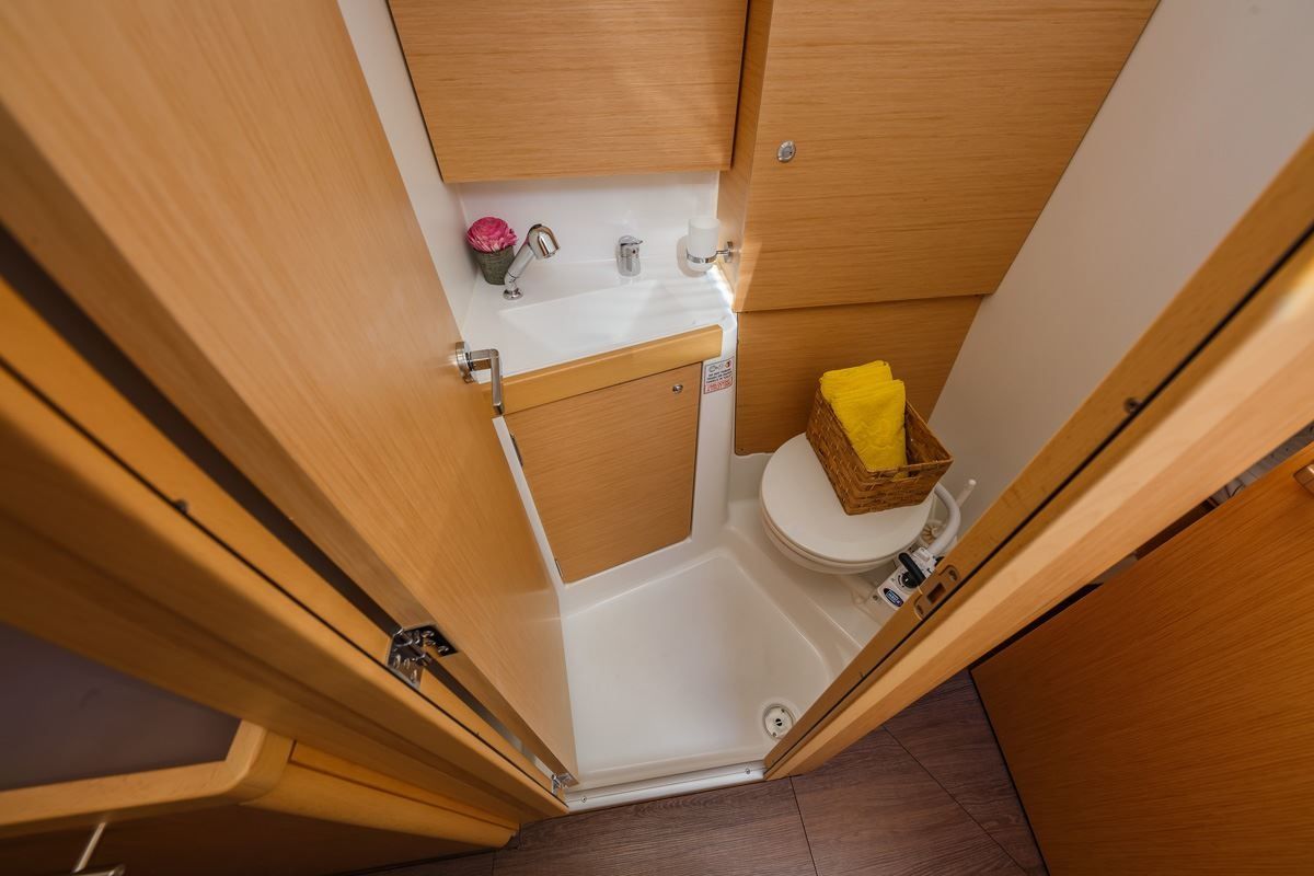 Beneteau Oceanis 38 | Obsession