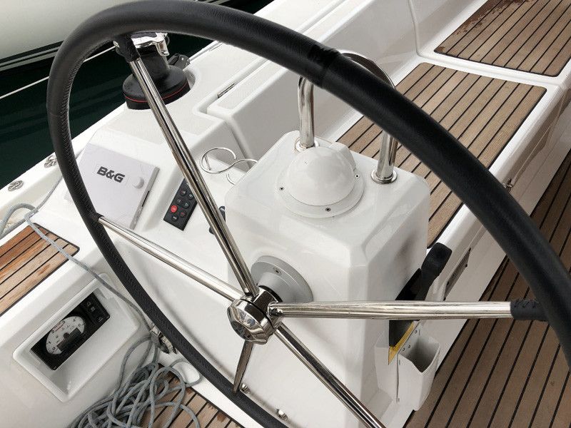 Beneteau Oceanis 41.1 | Buga