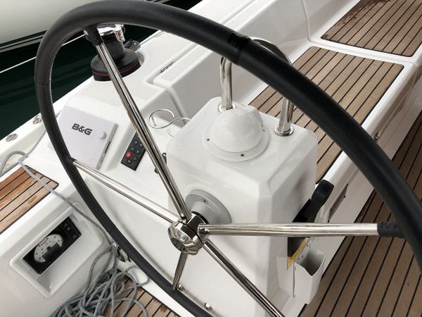 Beneteau Oceanis 41.1 | Buga