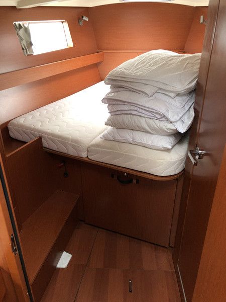 Beneteau Oceanis 41.1 | Buga