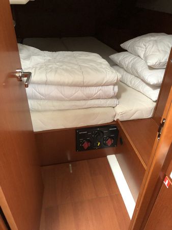 Beneteau Oceanis 41.1 | Buga