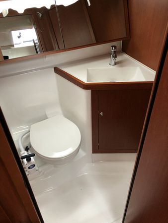 Beneteau Oceanis 41.1 | Buga