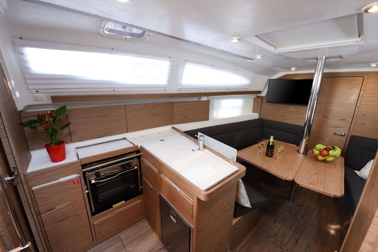 Elan 35 Impression | Aurora