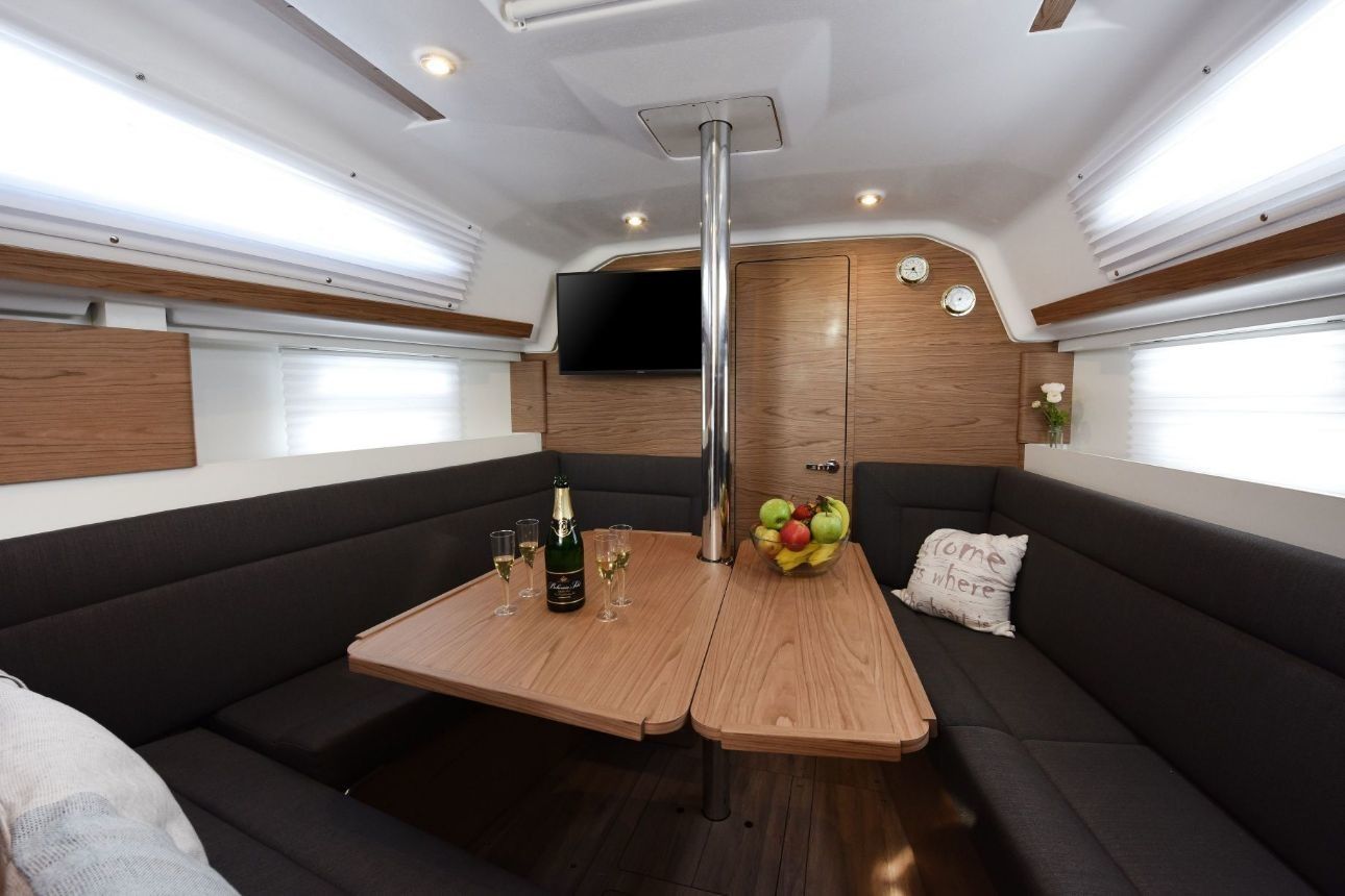 Elan 35 Impression | Aurora