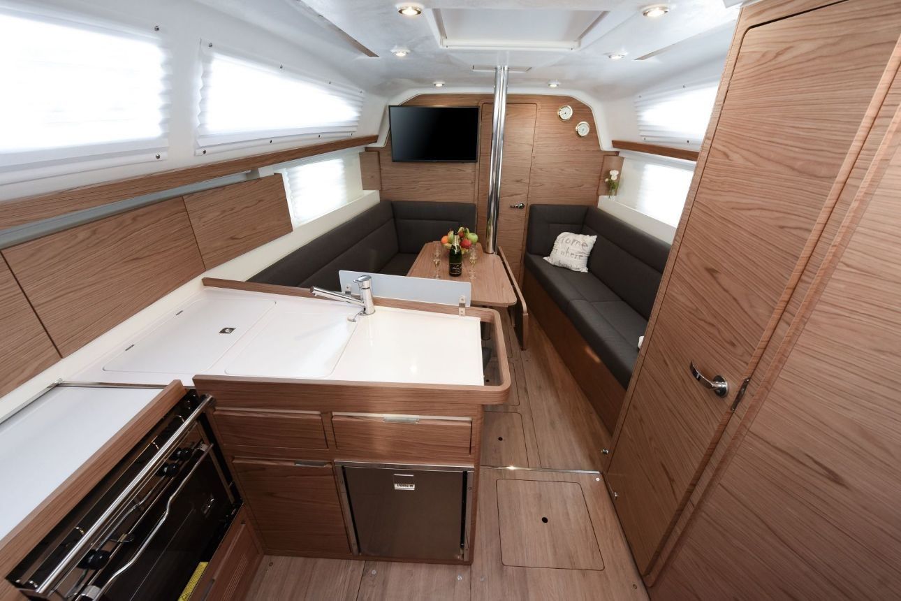 Elan 35 Impression | Aurora