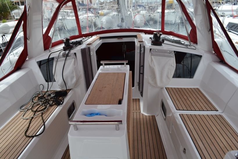 Beneteau Oceanis 35 | Lampuga