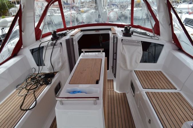 Beneteau Oceanis 35 | Lampuga