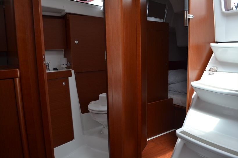 Beneteau Oceanis 35 | Lampuga