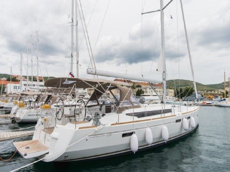 Jeanneau Sun Odyssey 519 | Purple Rain