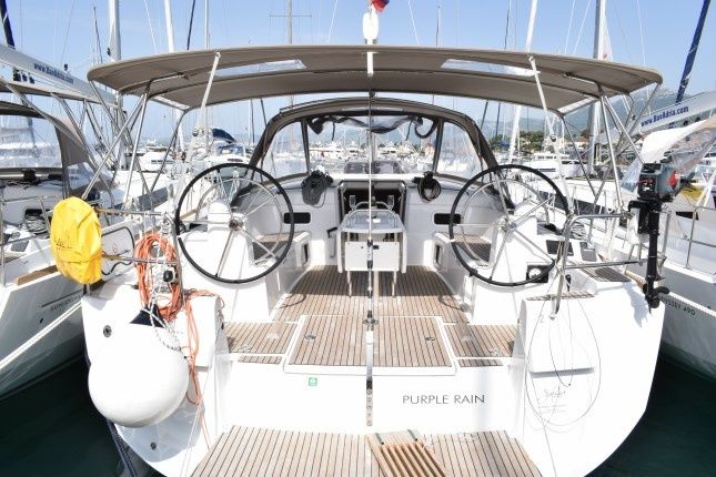 Jeanneau Sun Odyssey 519 | Purple Rain