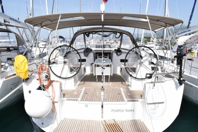 Jeanneau Sun Odyssey 519 | Purple Rain