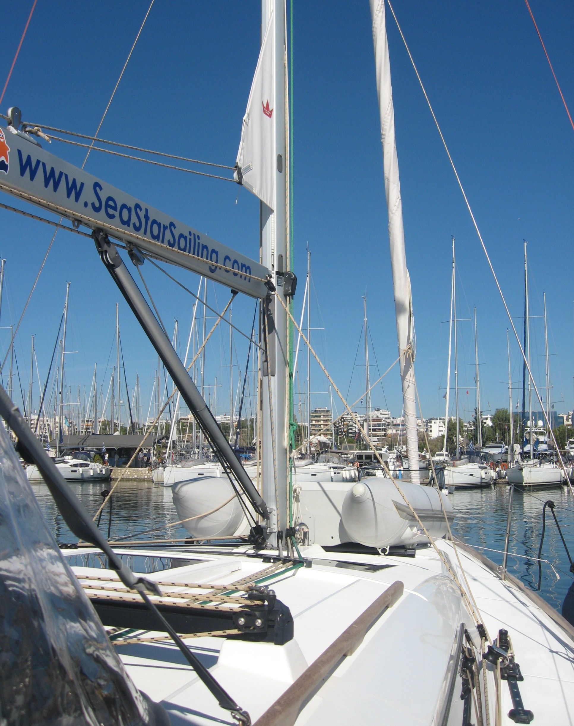 Dufour 382 | Delta