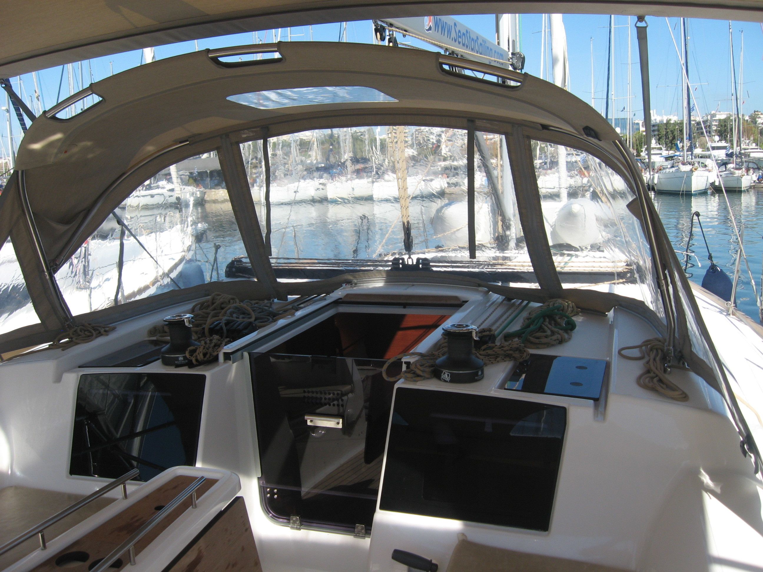 Dufour 382 | Delta