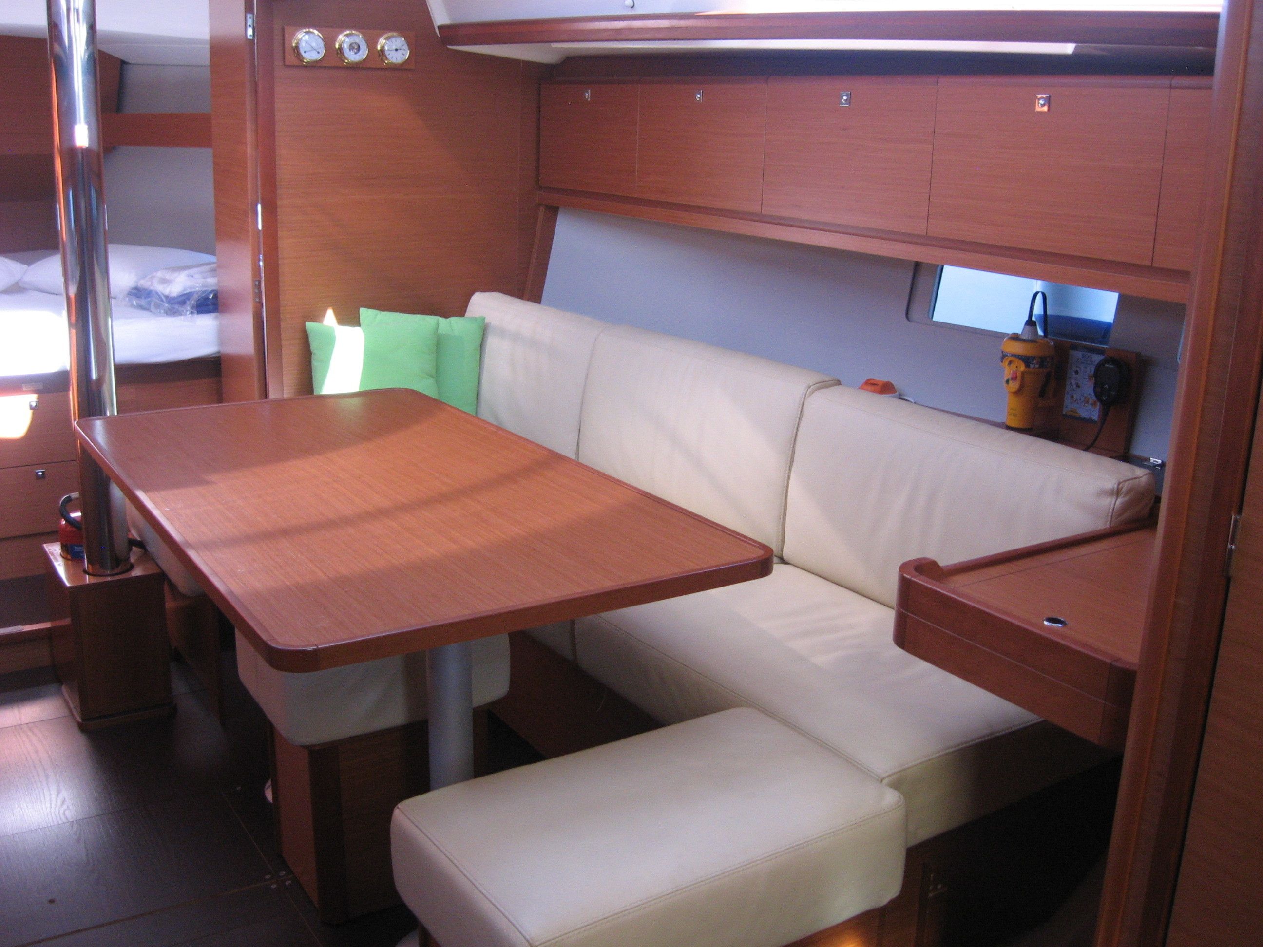 Dufour 382 | Delta
