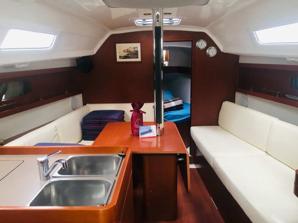 Beneteau Oceanis 31 | Felix