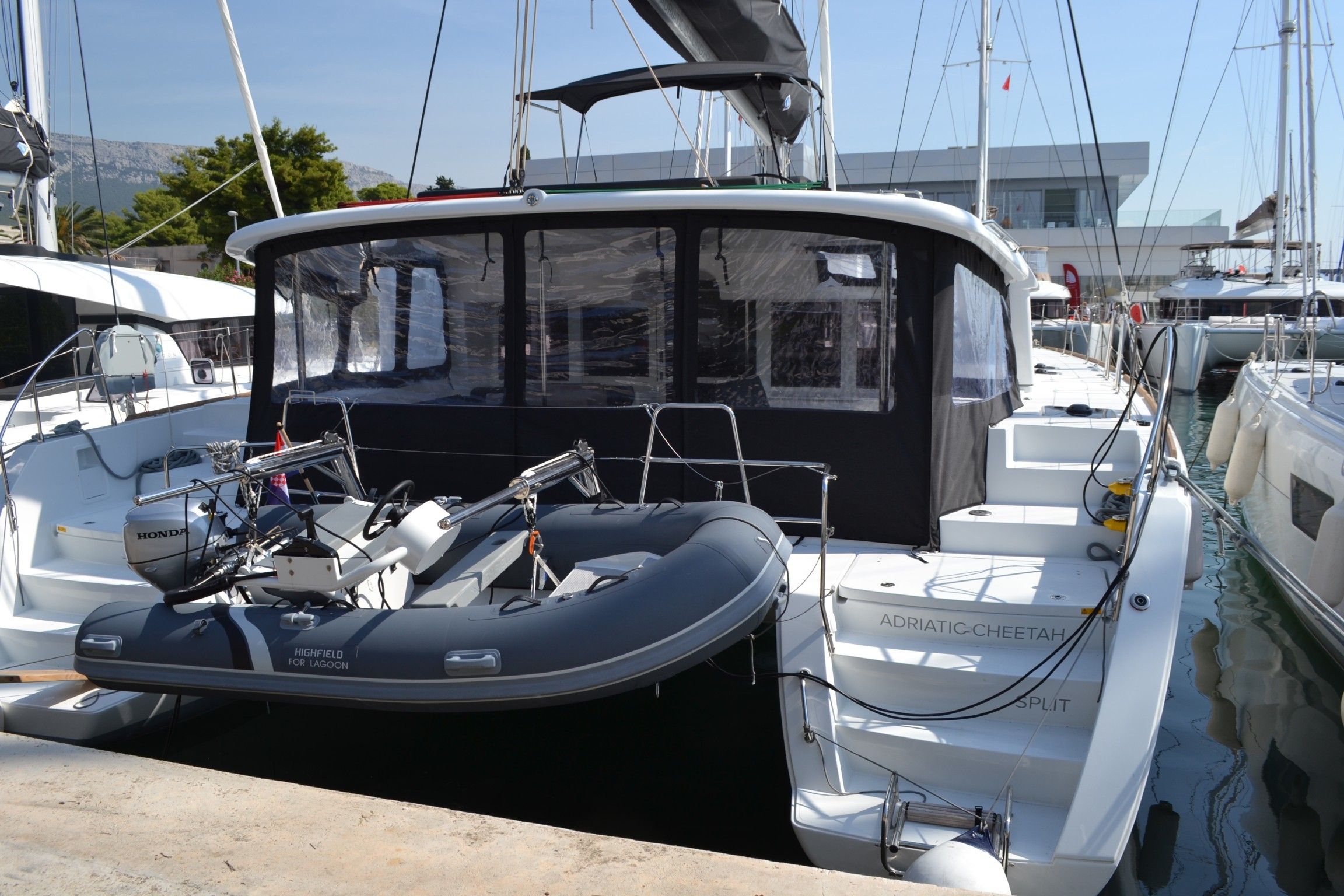 Lagoon 450 F | Adriatic Cheetah