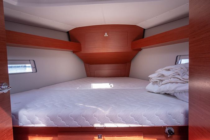 Dufour 382 | Eftychia 4