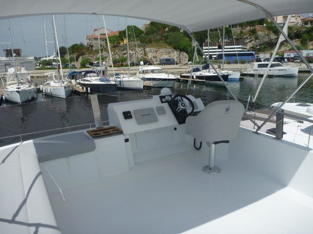 Fountaine Pajot MY 37 | MareTortuga